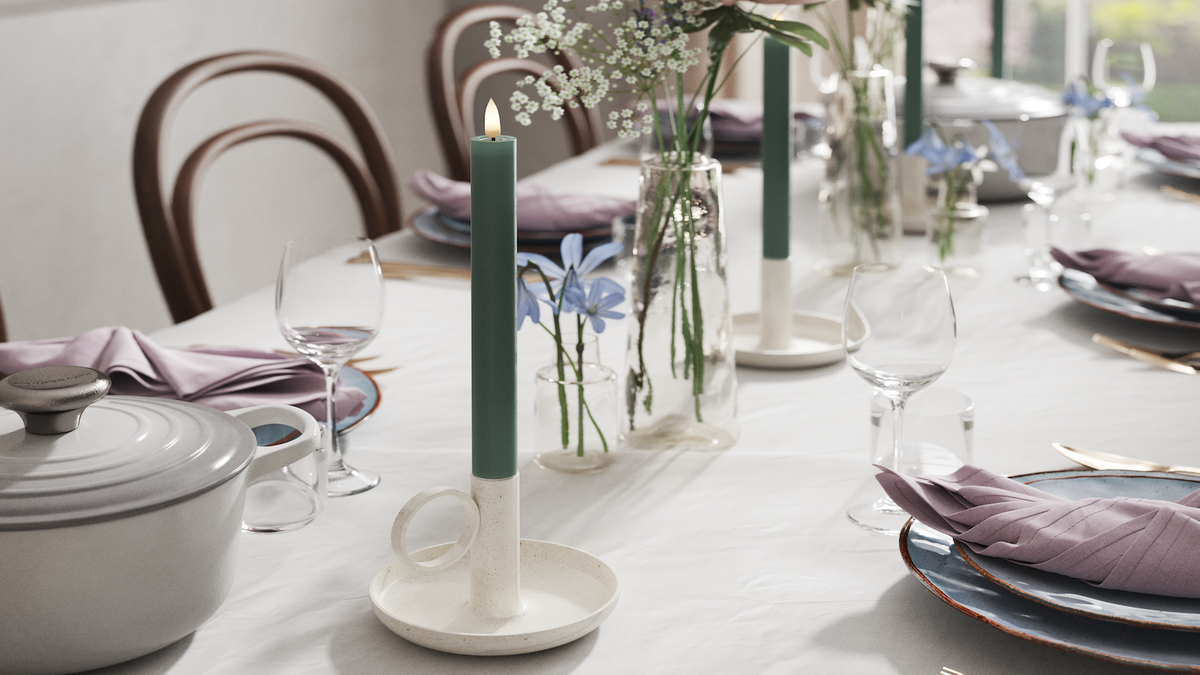 Natural faith LED Dinner candle With Wetlook ™ design