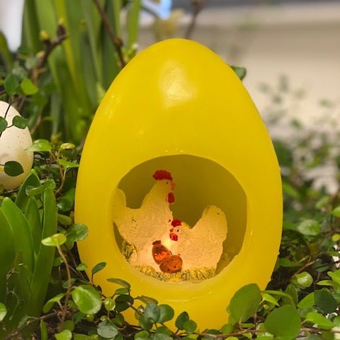 Easter egg open in yellow Deluxe Homeart 1