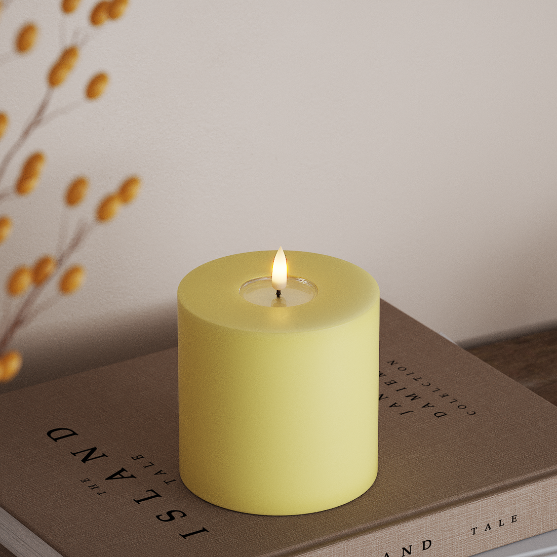 Deluxe Homeart LED Pillar candle Ø 10 x 10 cm Light Yellow LED Pillar candle 4