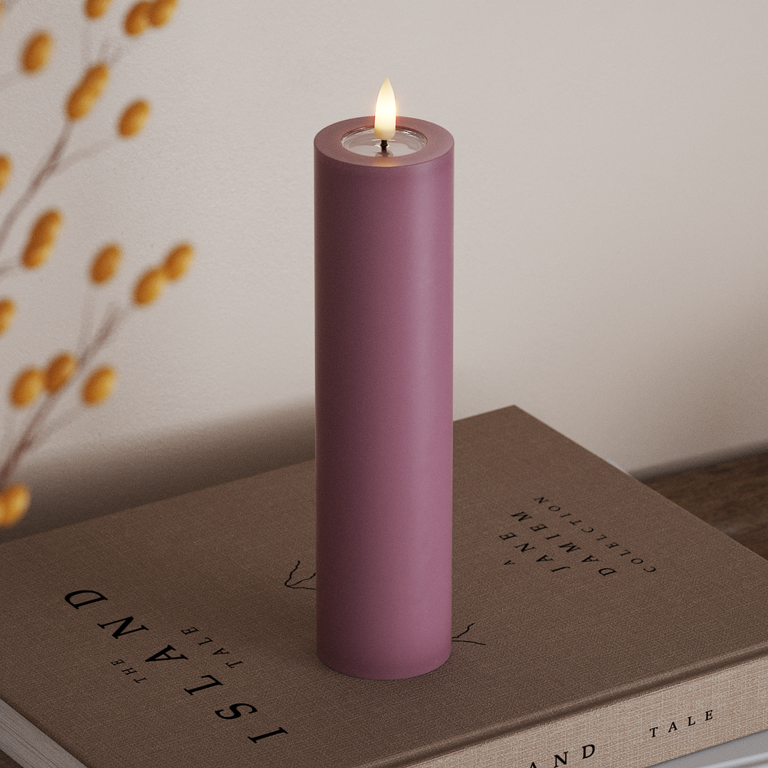 Deluxe Homeart LED Pillar candle Ø 5 x 20 cm Light Purple LED Pillar candle 4