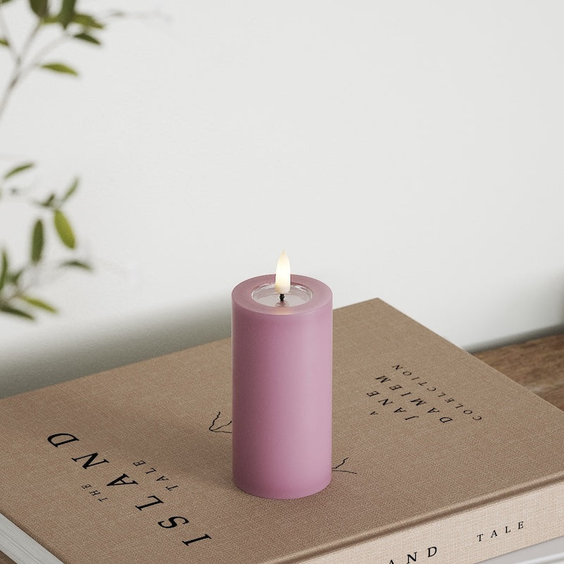 Deluxe Homeart LED Pillar candle Ø 5 x 10 cm Light Purple