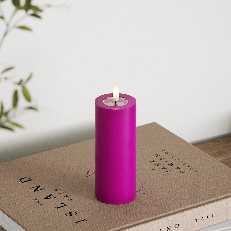 Deluxe Homeart LED Pillar candle Ø 5 x 12.5 cm Violet