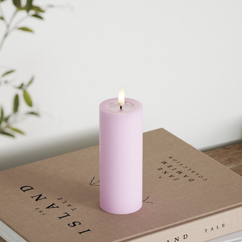 Deluxe Homeart LED Pillar candle Ø 5 x 12.5 cm Lavender