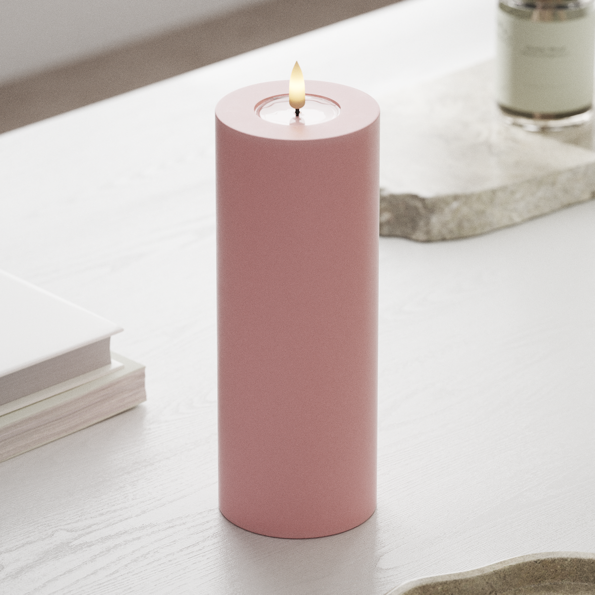Deluxe Homeart LED Pillar candle Ø 7.5 x 20 cm Light Pink LED Pillar candle 1