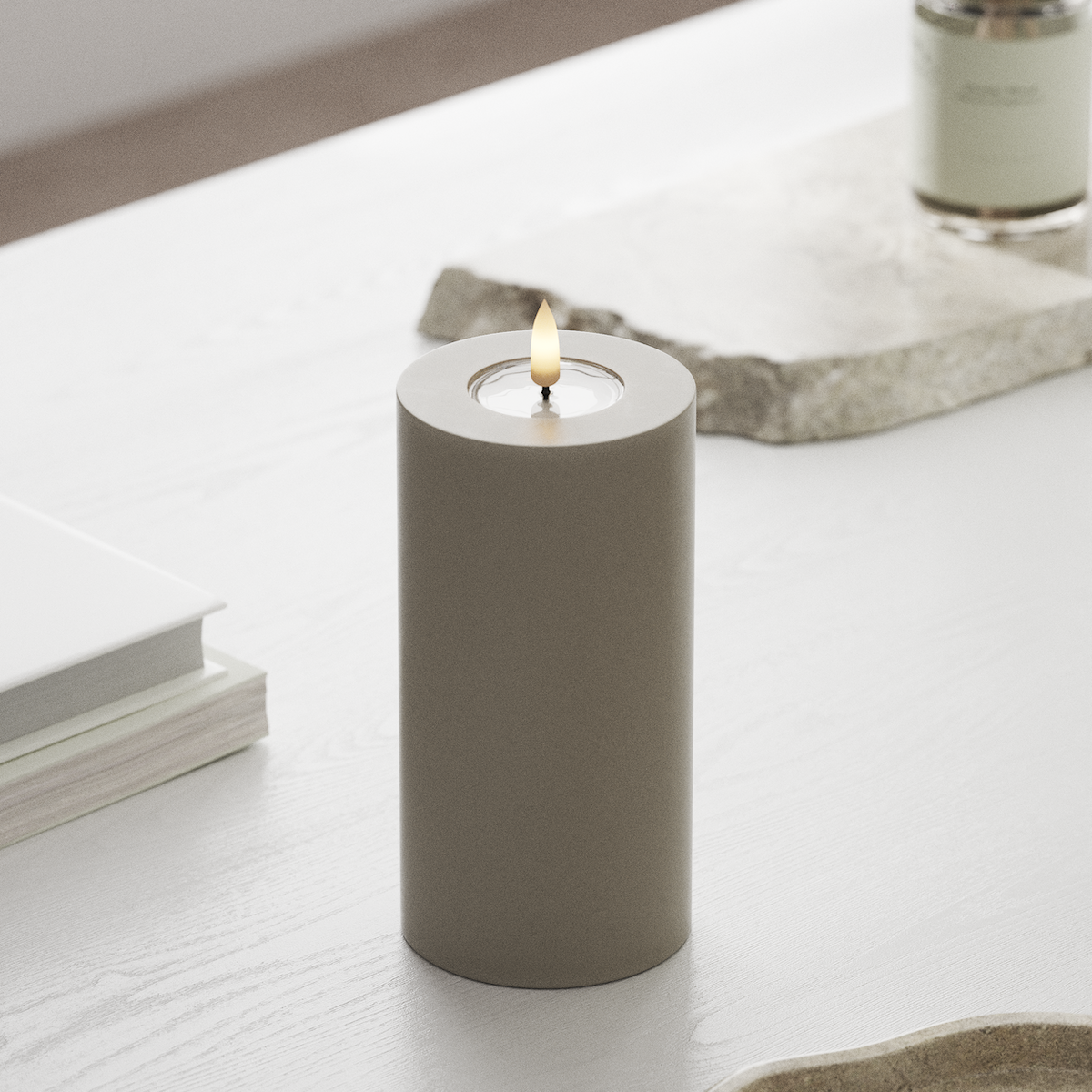 Deluxe Homeart LED Pillar candle Ø 7.5 x 15 cm Sand LED Pillar candle 1