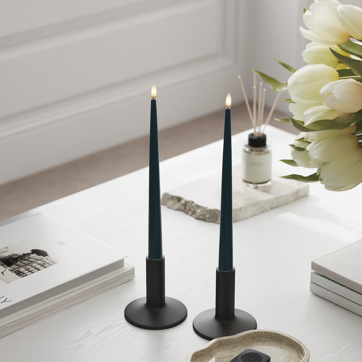 Deluxe Homeart LED Shiny Dinner candle with Lacquer, 2 pieces 28 cm Petroleum LED Shiny Dinner candle 1