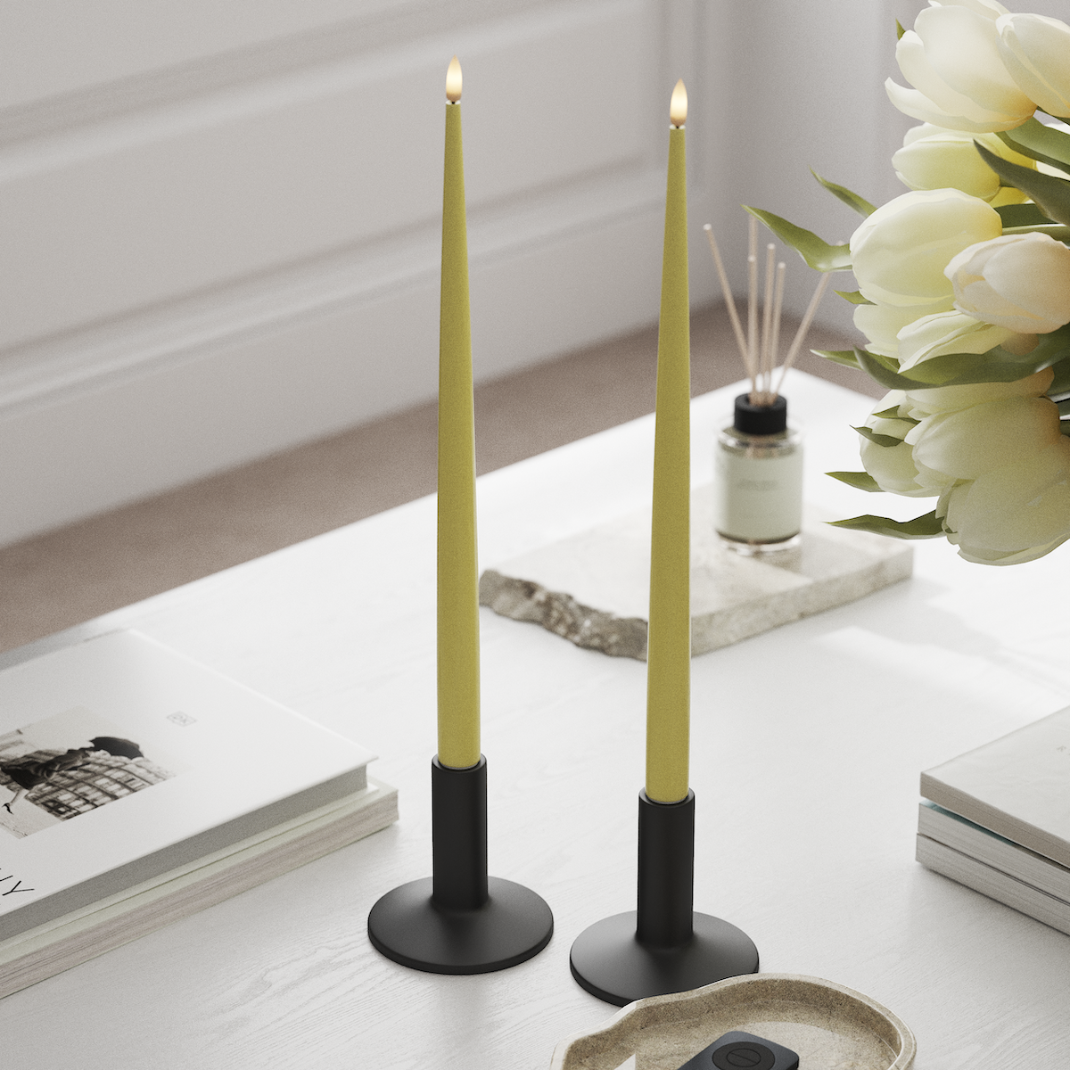 Deluxe Homeart LED Shiny Dinner candle with Lacquer, 2 pieces 38 cm Light Yellow LED Shiny Dinner candle 1