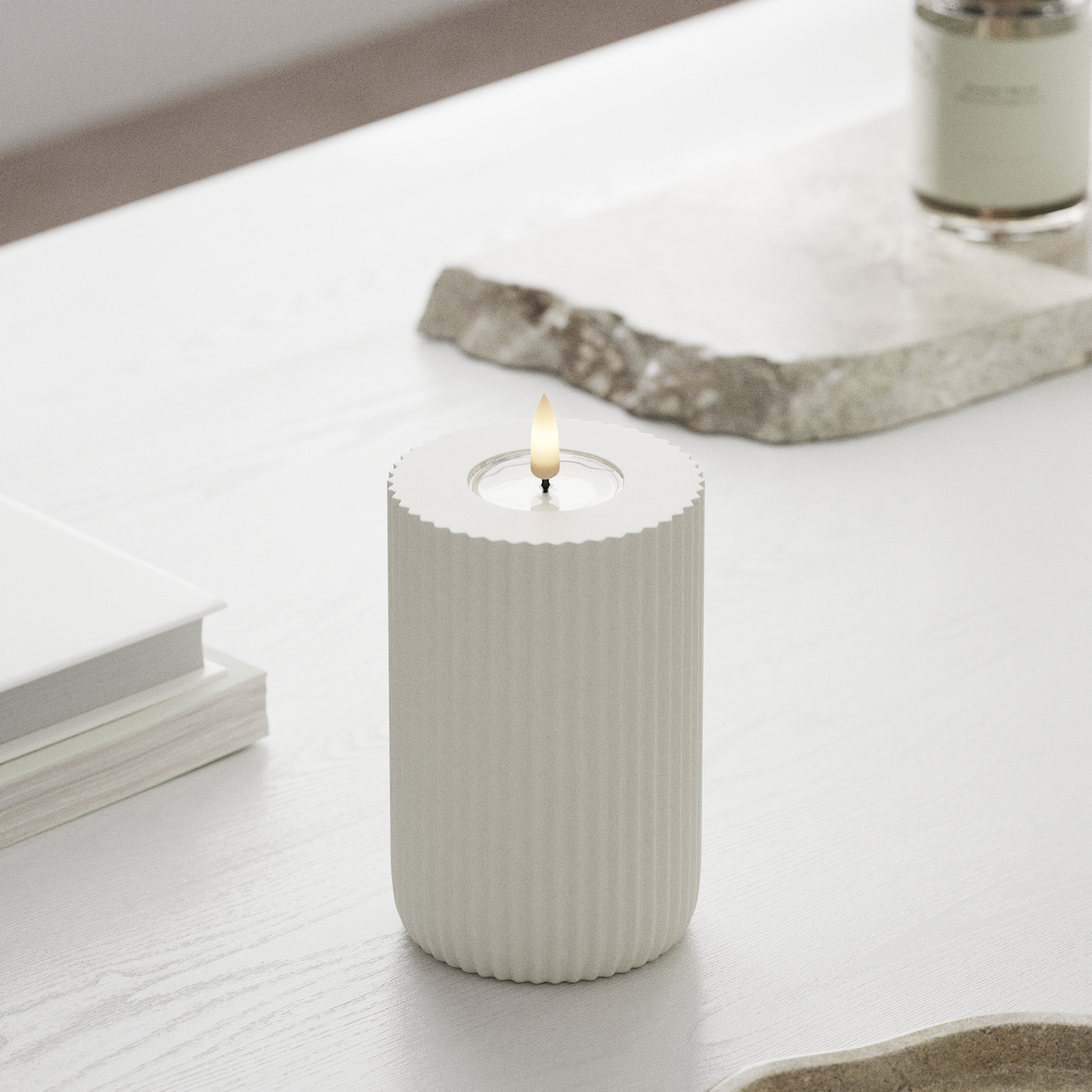 Deluxe Homeart Solid Stripe LED Pillar candle Ø 8 X 12.5 cm White LED Shape 1