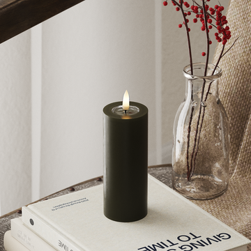Deluxe Homeart LED Pillar candle Ø 5 x 12.5 cm Dark Green LED Pillar candle 4