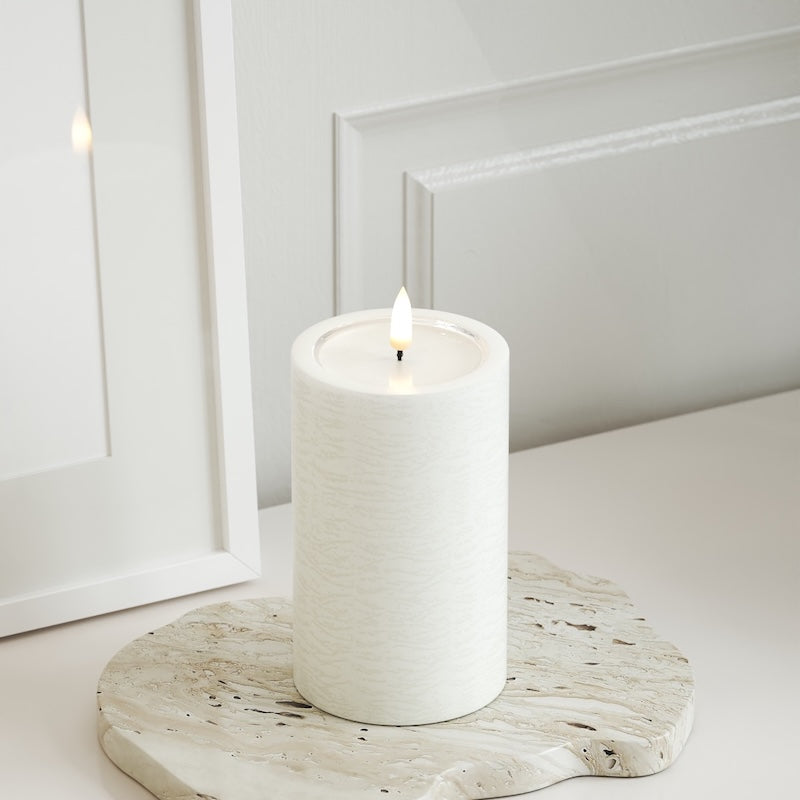 Unique Candles Unique LED Pillar candle D 7.5 x 12.5 cm White